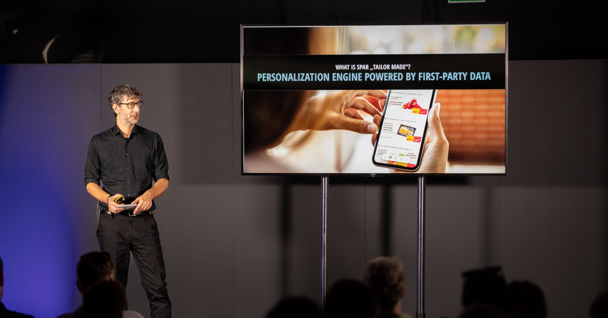 Ziga-Komac-in-Ales-Popic-na-konferenci-Weekend-Media-Festival-o-personalizaciji-in-projektu-SPAR-Tailormade-iPROM-Mnenja-strokovnjakov-Ziga-Komac (1)
